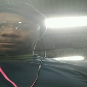 Meet your Posher, Kenyatta